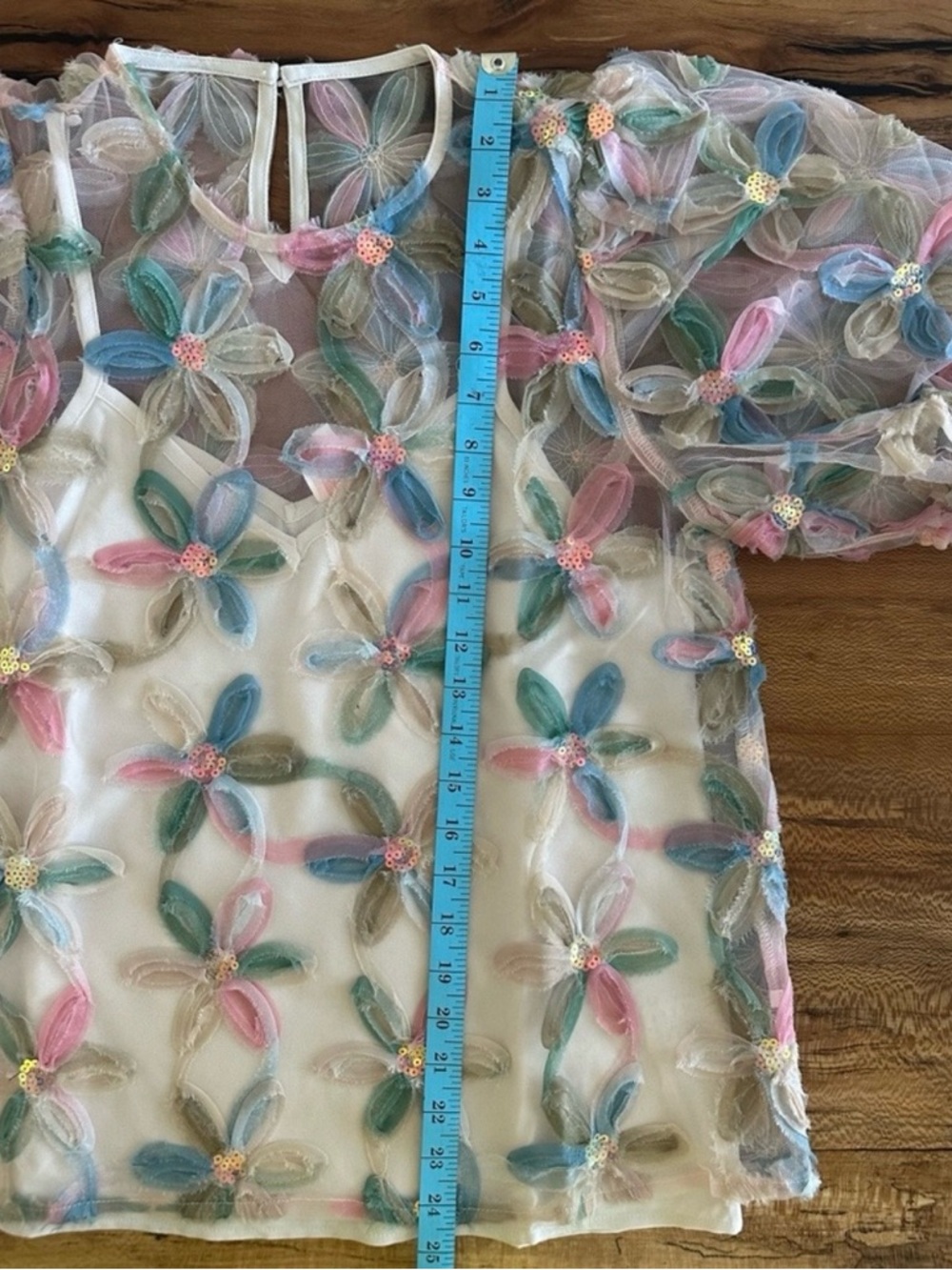 NWT Entro Floral 3D Jacquard Top with Built In Cami - Picture 9 of 10